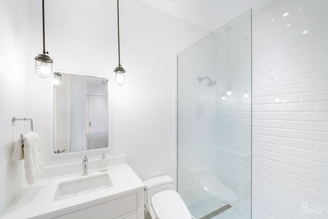 RARE OLEA 3 BED 3.5 BATH CORNER PENTHOUSE