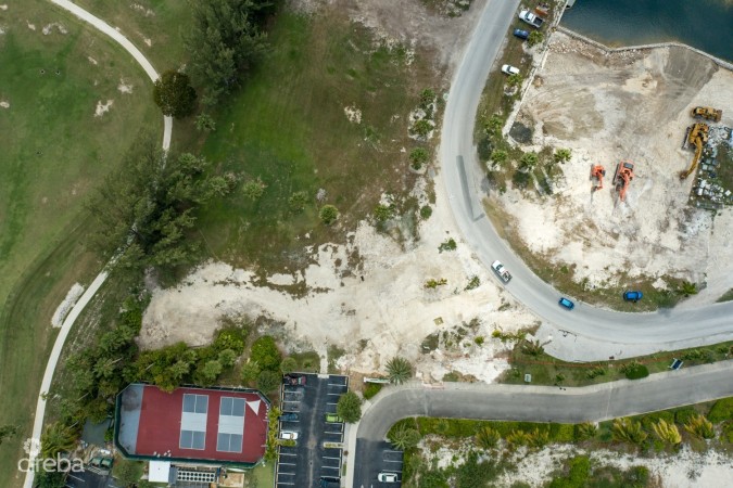 9.5 ACRE PARCEL IN CRYSTAL HARBOUR