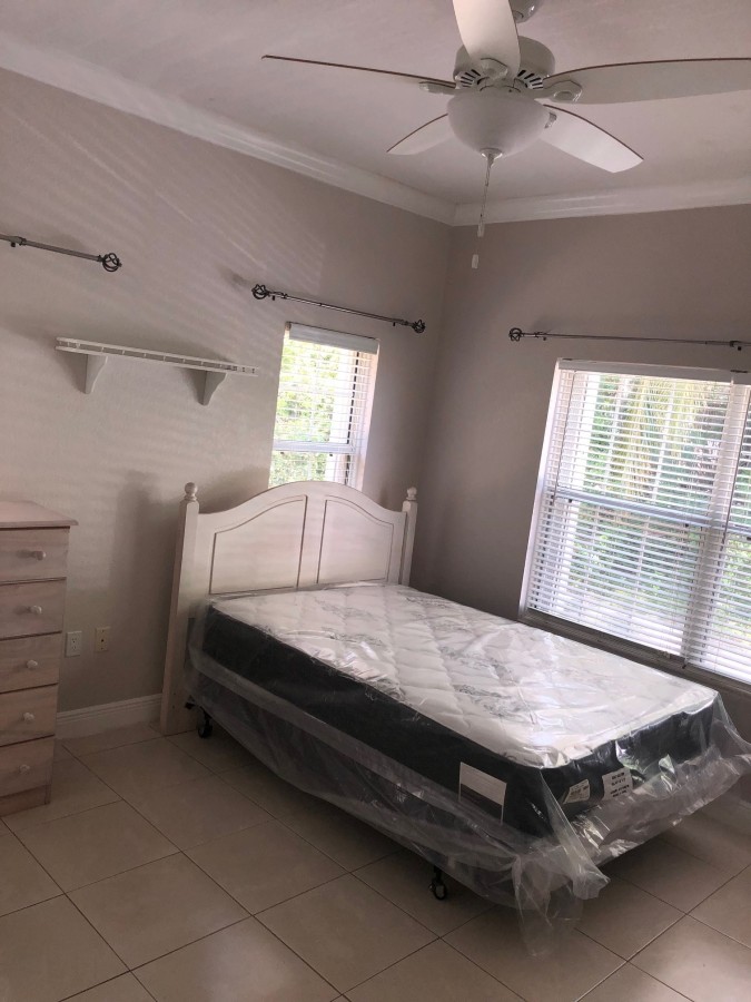 CLARENCE DRIVE HOUSE FOR RENT OFF CREWE RD