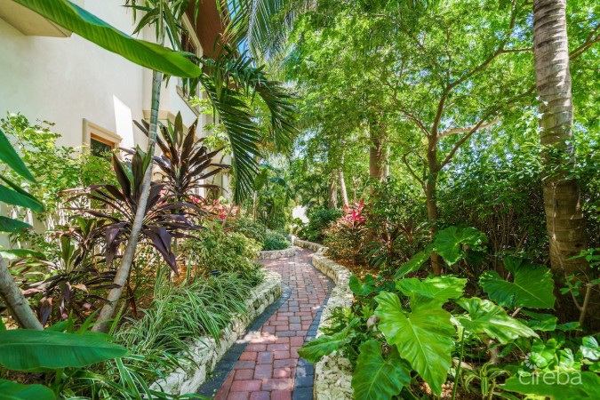 CASA MARE ESTATE AND GARDENS