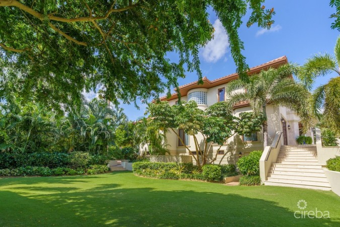 CASA MARE ESTATE AND GARDENS