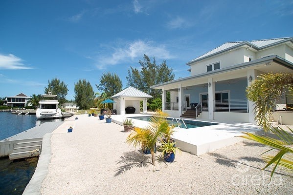364 PATRICK'S AVENUE, PATRICKS ISLAND GRAND CAYMAN