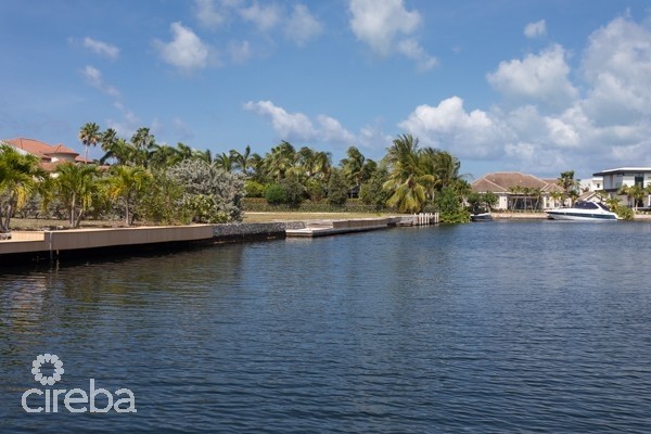 GALWAY QUAY, CRYSTAL HARBOUR LOT - 0.35 ACRES