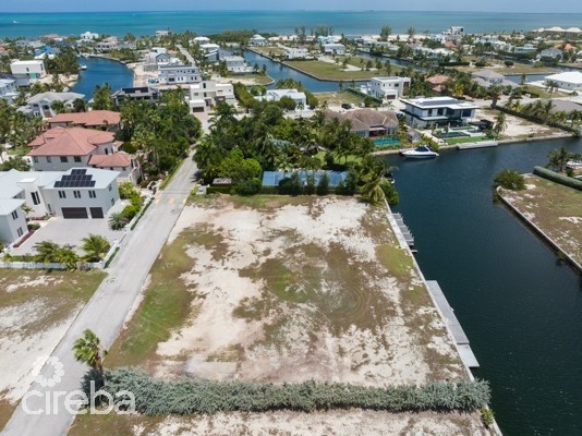 GALWAY QUAY, CRYSTAL HARBOUR LOT - 0.35 ACRES