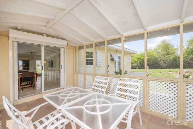 MANGO TREE VILLA