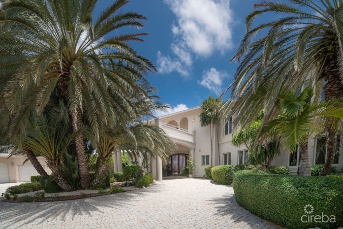 THE SAND BLUFF ESTATE | GUN BAY, EAST END