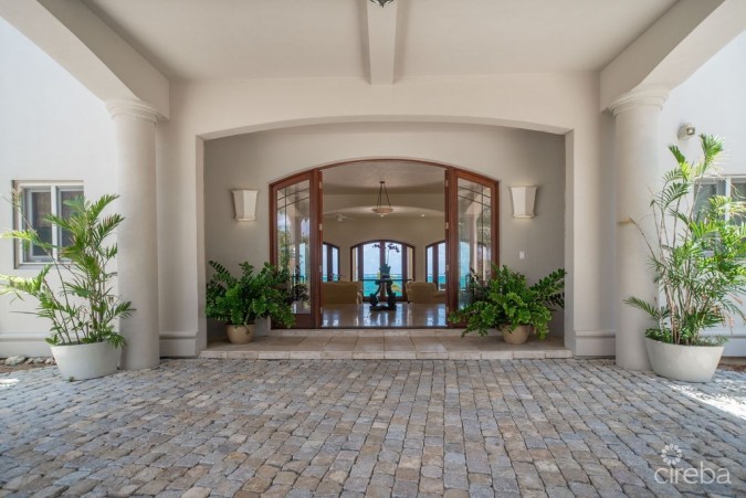 THE SAND BLUFF ESTATE | GUN BAY, EAST END