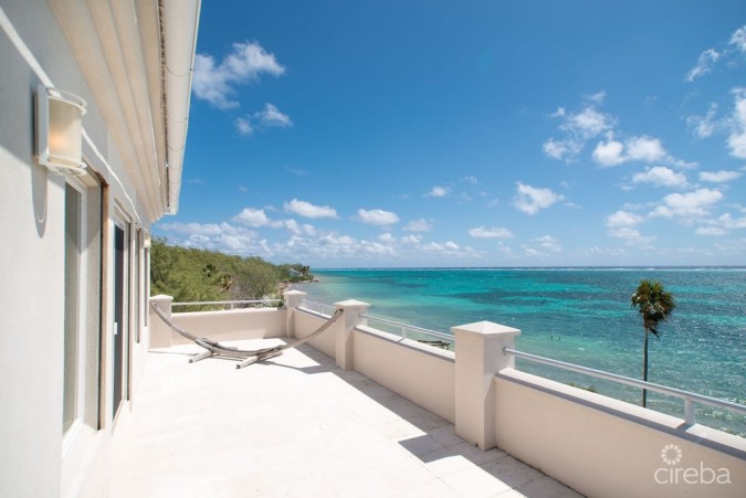 THE SAND BLUFF ESTATE | GUN BAY, EAST END