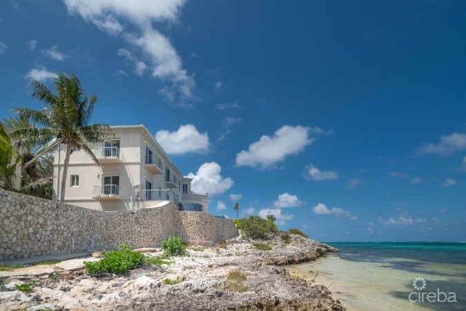 THE SAND BLUFF ESTATE | GUN BAY, EAST END