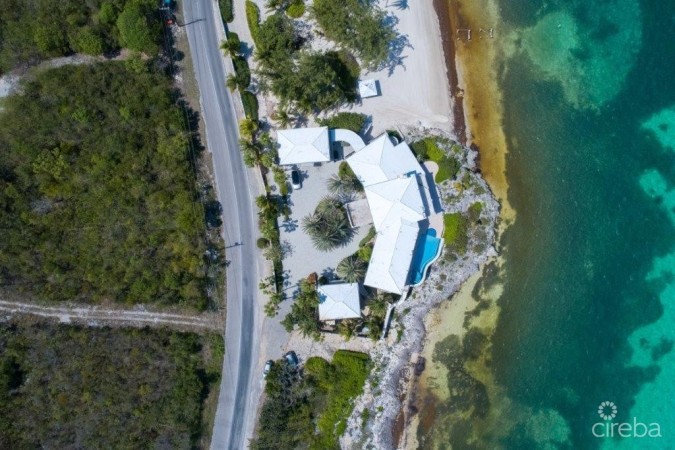 THE SAND BLUFF ESTATE | GUN BAY, EAST END