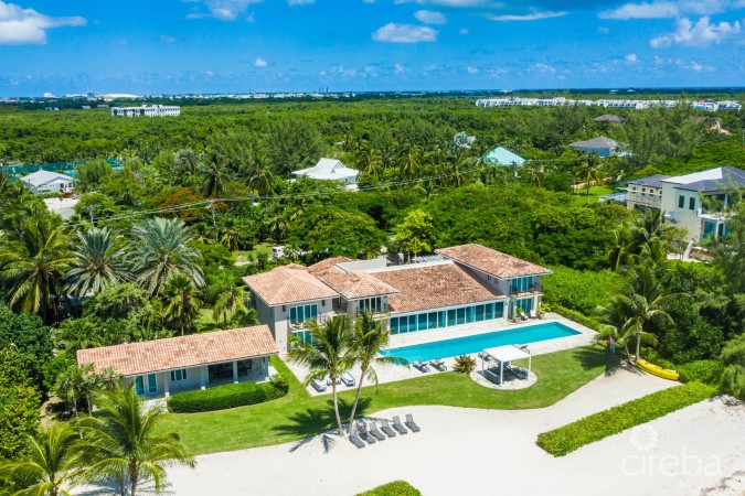 VILLA MORA