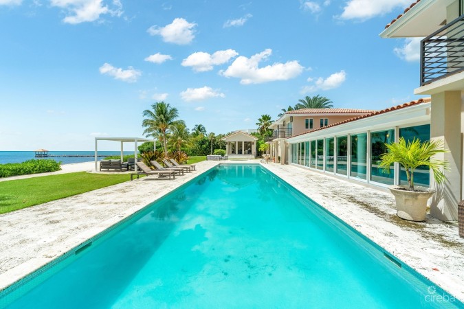 VILLA MORA