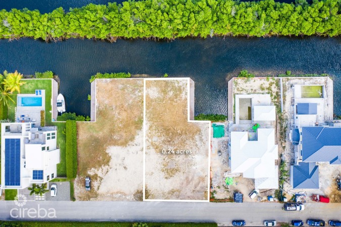 CLIPPER BAY 0.24 ACRES WITH 50 FT BOAT DOCK