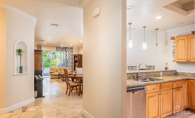 SELKIRK DRIVE DUPLEX - LAWSON RETREAT UNIT 1