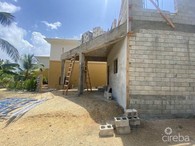MID-CONSTRUCTION SAINT JAMES VILLA #2