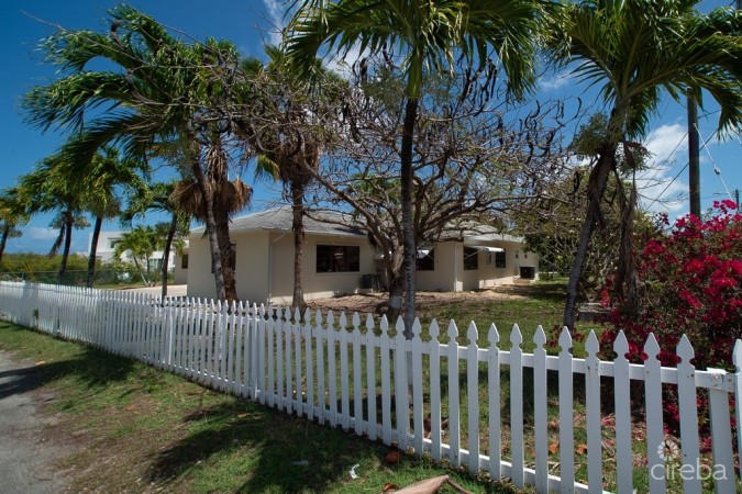DUPLEX WITH DUAL ZONING FOR RESIDENTIAL AND EDUCATIONAL/RELIGION ZONES