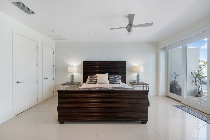SEAVIEW PENTHOUSE-HARBOURFRONT