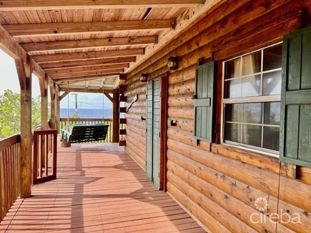 DOLPHIN LOOKOUT TREE HOUSE AND BEACH LOT IN SOUTH SIDE