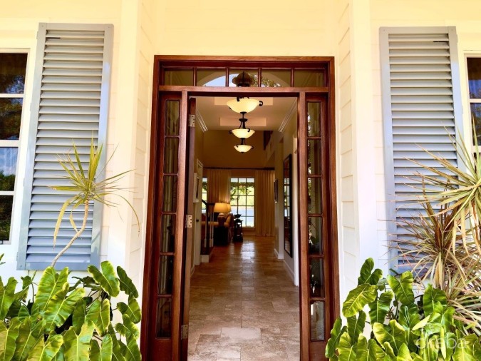 THE PARKSTONE, A SALT CREEK VILLA