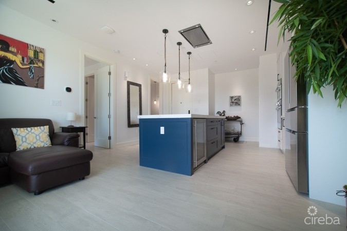 OLEA 427 - 1 BED / 1.5 BATH