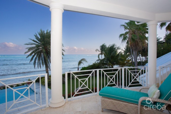 AQUA VISTA | SOUTH SOUND LUXURY BEACH FRONT LIVING