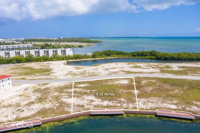 HARBOUR REACH LOT 518, 0.32 ACRES, CANAL FRONT