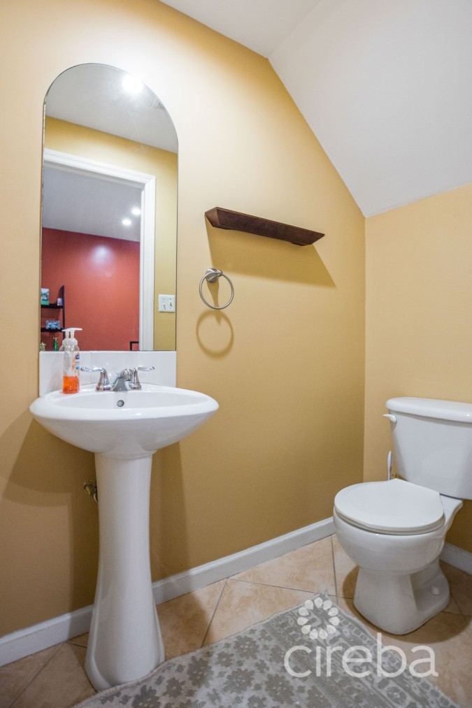 MYSTIC RETREAT 2 BED / 2.5 BATH