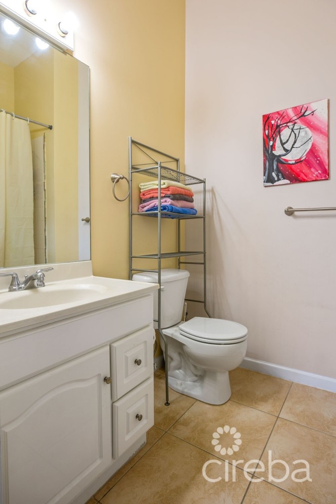 MYSTIC RETREAT 2 BED / 2.5 BATH