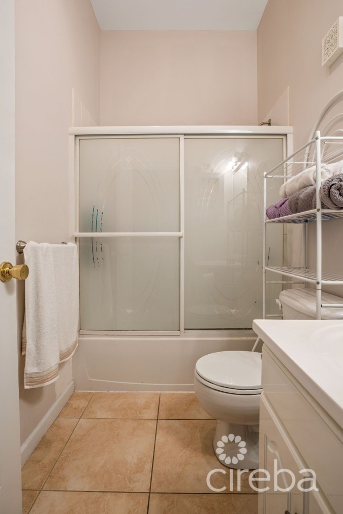 MYSTIC RETREAT 2 BED / 2.5 BATH
