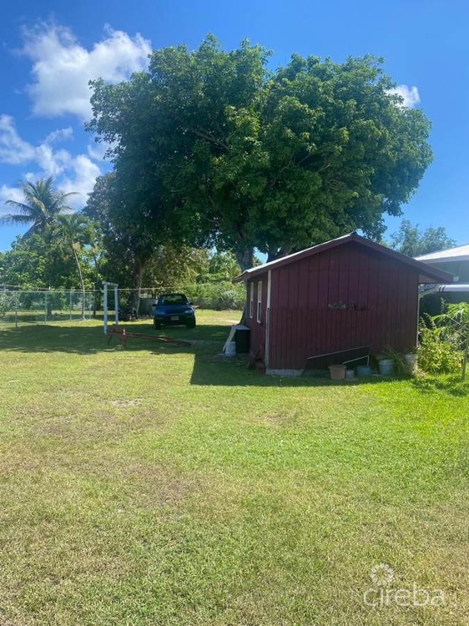 MOUNT PLEASANT HOME ON HALF-ACRE LOT