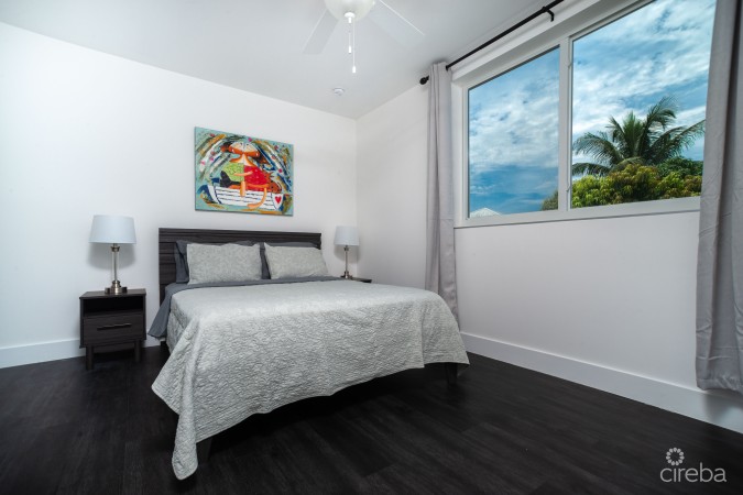 MANTRAS #48, 3 BED TOWNHOME, SOUTH SOUND ACROSS FROM THE BEACH