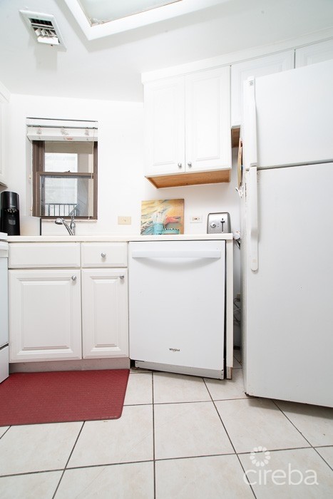 GEORGE TOWN VILLAS UNIT 206