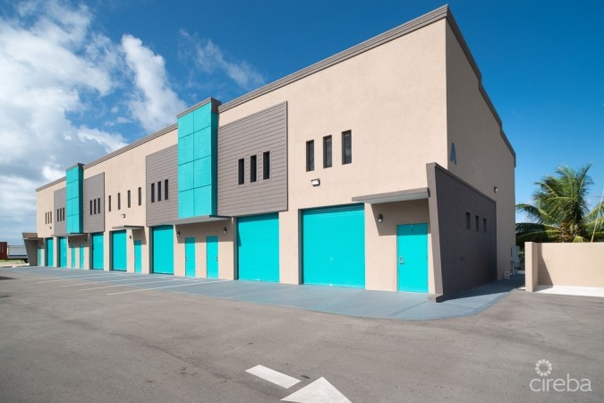 STORAGE WAREHOUSE UNIT 4 AIRPORT COMMERECE PARK CICO AVENUE