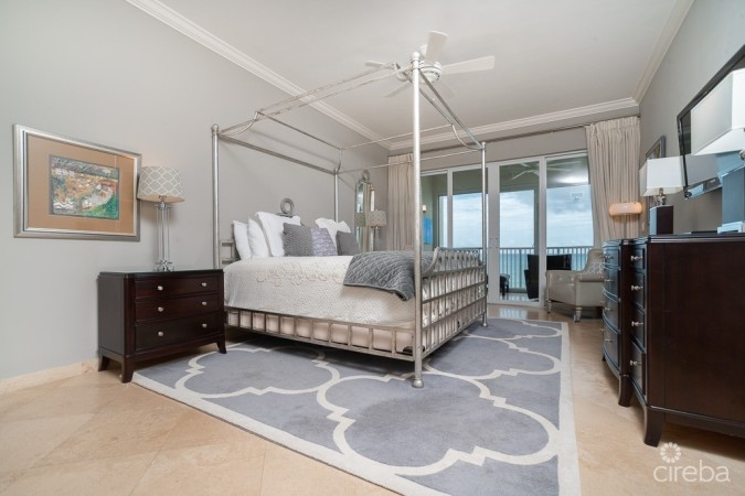 SOUTH BAY BEACH CLUB - 4 BED