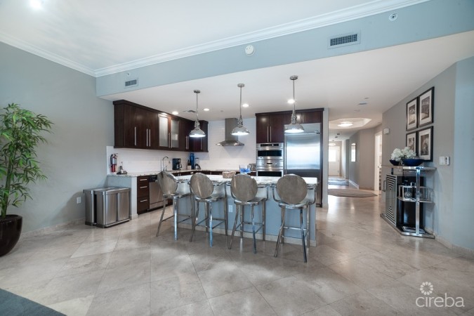 SOUTH BAY BEACH CLUB - 4 BED