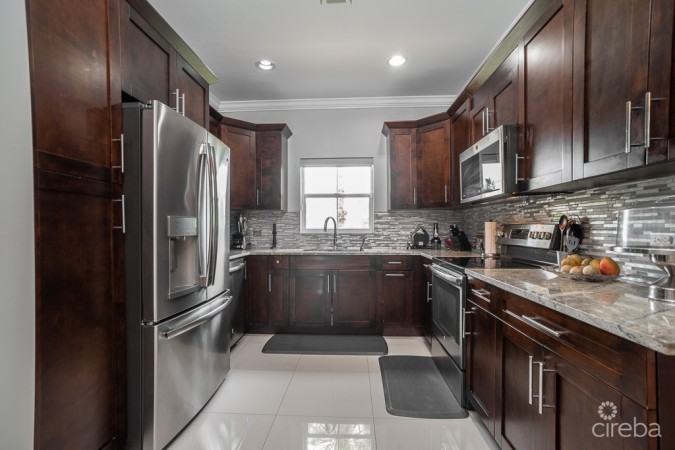 SNUG HARBOUR VILLAS, UNIT 24