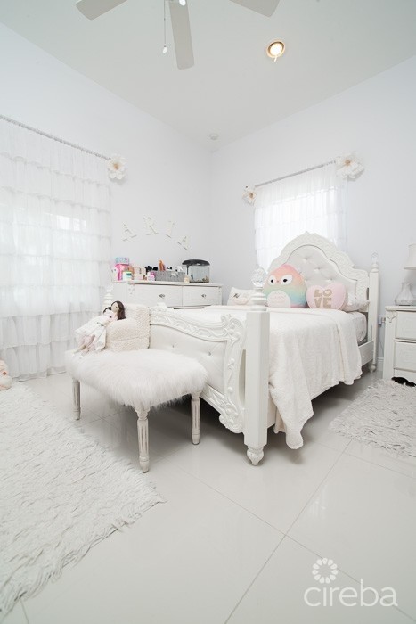 SNUG HARBOUR VILLAS, UNIT 24