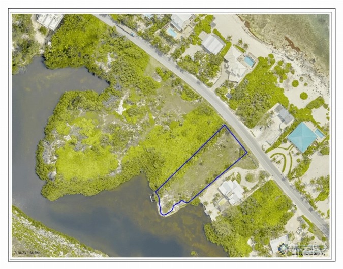 CAYMAN KAI CANAL LOT