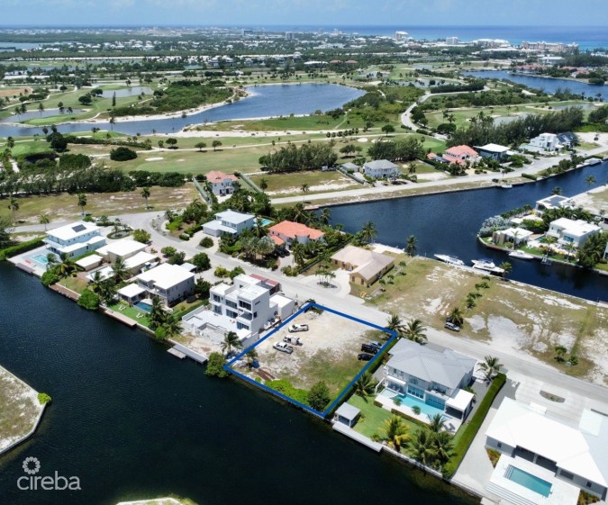 CRYSTAL DR CRYSTAL HARBOUR CANAL LOT