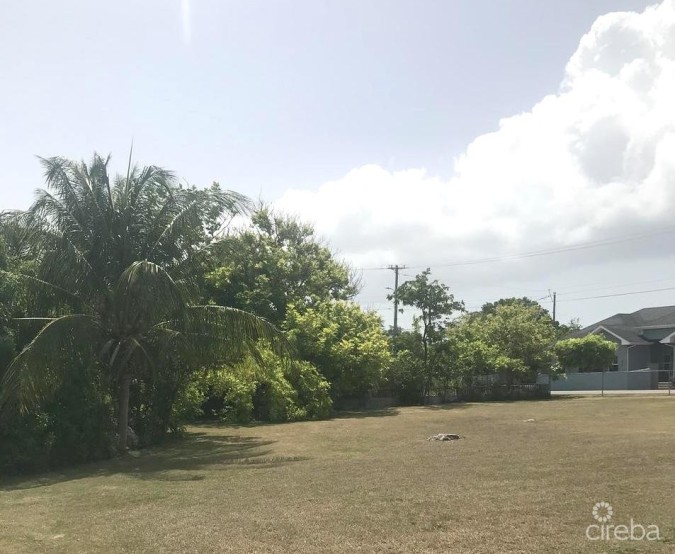 LAND AT THE CORNER OF NORTHWARD RD AND TIBBETTS WAY