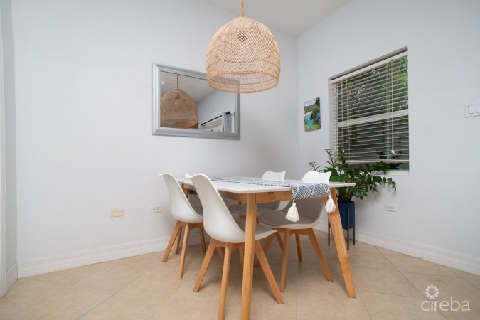 VILLA D'THERESA END UNIT