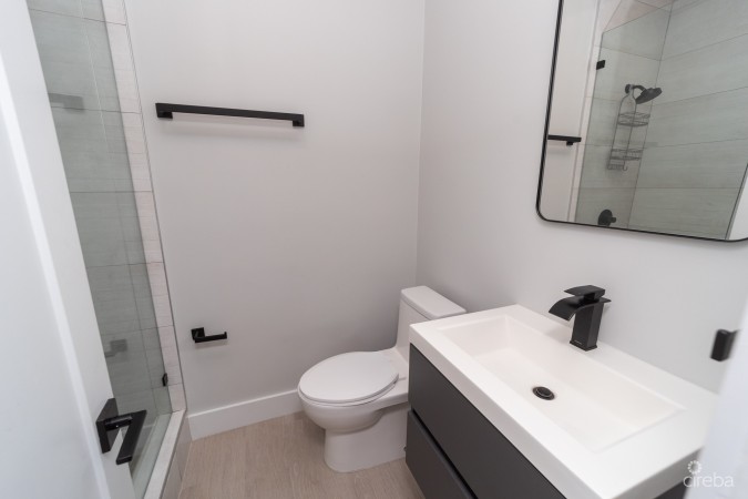 SUMMIT CRESCENT RENOVATED 2 BED