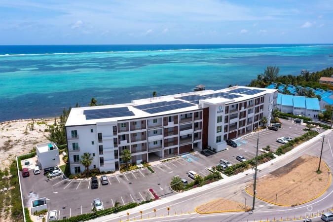 AURA PENTHOUSE