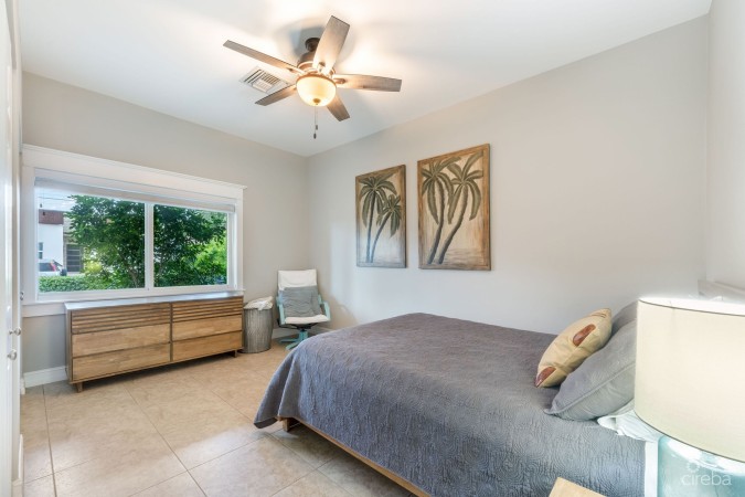 PROSPECT DRIVE 601, CANAL FRONT HOME