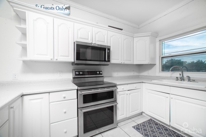 OCEAN POINTE VILLAS #9