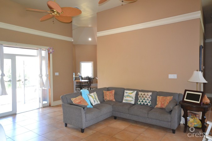 NORTH SOUND ESTATES CANALFRONT HOME