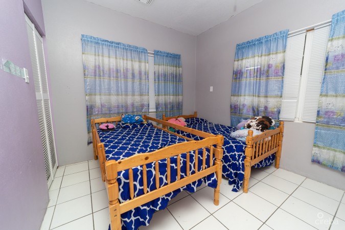 SUMMIT CRESCENT 2 BED/2 BATH - HALF OF A DUPLEX