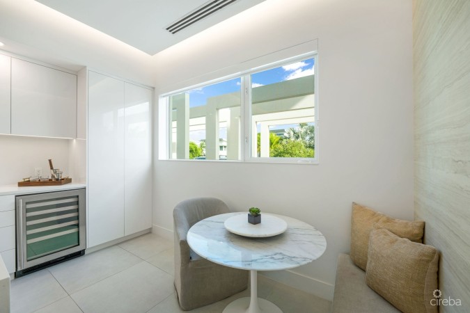 SOLARA 115, CRYSTAL HARBOUR TOWNHOME