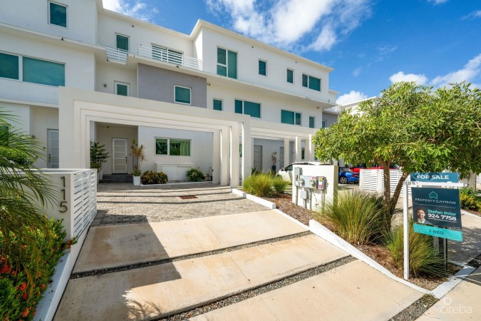 SOLARA 115, CRYSTAL HARBOUR TOWNHOME