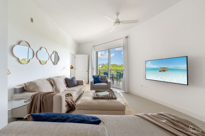 SNUG HARBOUR OCEANFRONT CONDO - TURTLE COVE C303